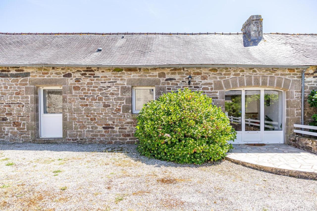 Loustic Villa Plomodiern Exterior photo